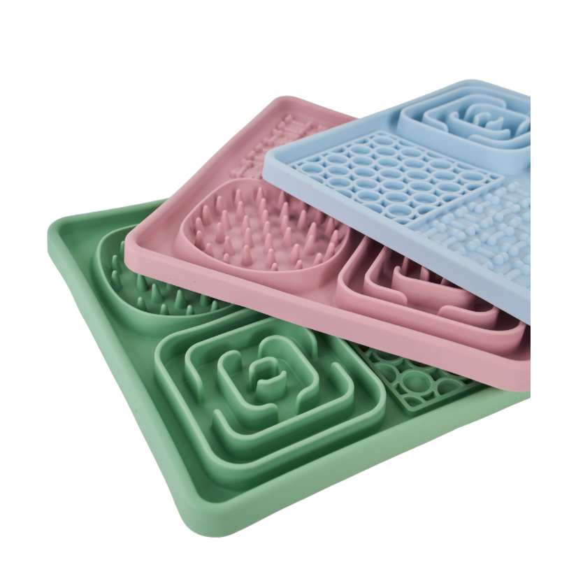 Ollie Licki Mat: Square - Sage Green